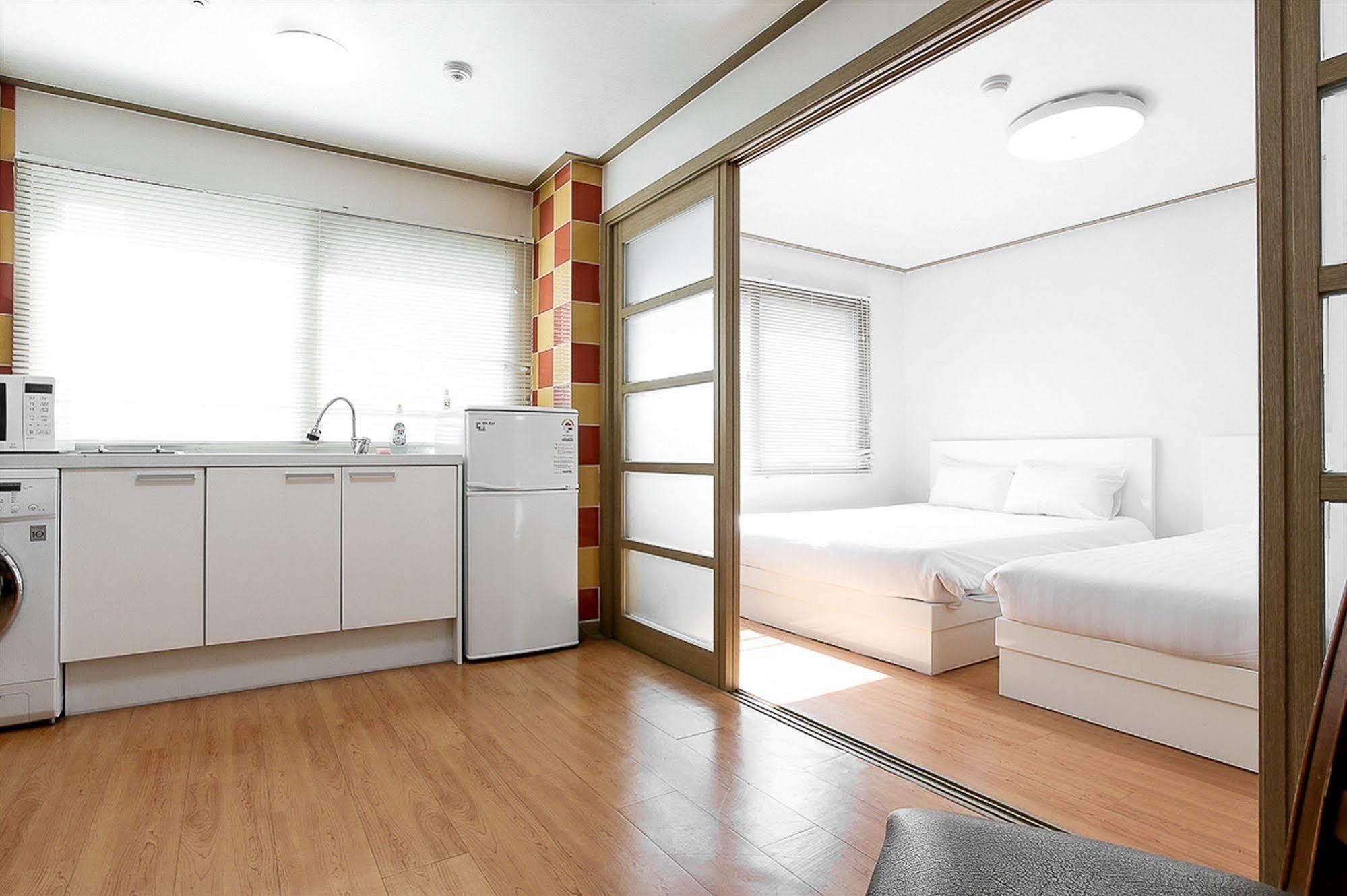 Blooming House Residence Сеул Екстер'єр фото