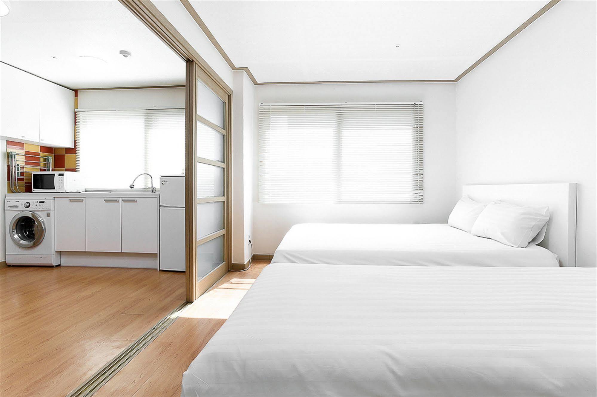 Blooming House Residence Сеул Екстер'єр фото